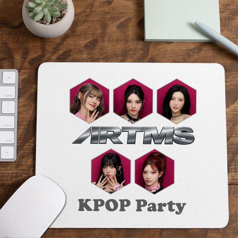 PC, gaming si accesorii - Periferice PC - Mousepad - Mousepad Artms Cool Vibe Kpop Merch, 21x19cm - Infinity.ro