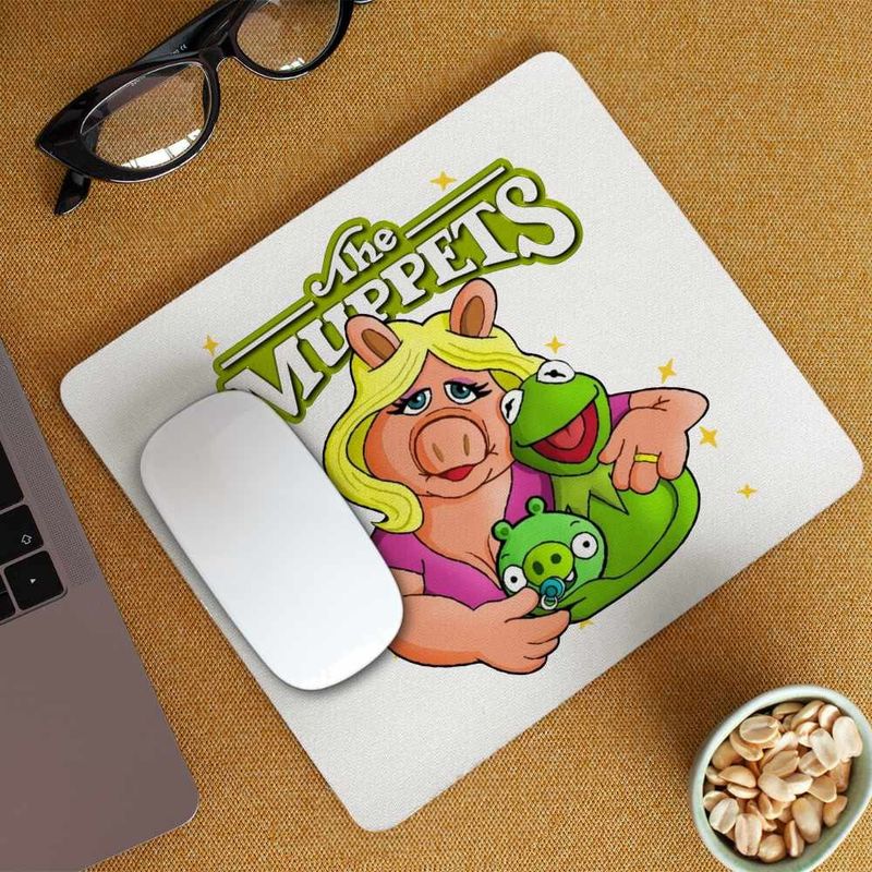 PC, gaming si accesorii - Periferice PC - Mousepad - Mousepad The Muppets Kermit the Frog Miss Piggy, 21x19cm - Infinity.ro