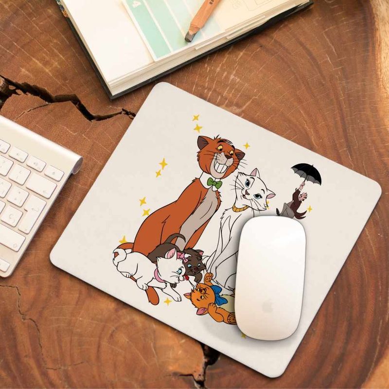 PC, gaming si accesorii - Periferice PC - Mousepad - Mousepad Pisicile Aristocrate Familie Desene Animate, 21x19cm - Infinity.ro