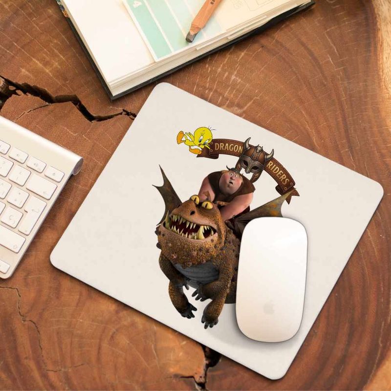 PC, gaming si accesorii - Periferice PC - Mousepad - Mousepad Fishtlegs Meatlug How to train your dragon, 21x19cm - Infinity.ro