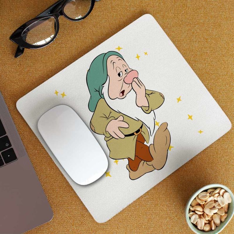 PC, gaming si accesorii - Periferice PC - Mousepad - Mousepad Alba ca Zapada Somnorosul, 21x19cm - Infinity.ro