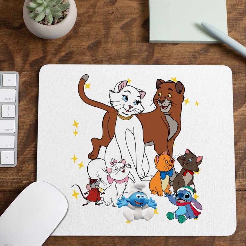 PC, gaming si accesorii - Periferice PC - Mousepad - Mousepad Pisicile Aristocrate Ducesa Familie, 21x19cm - Infinity.ro
