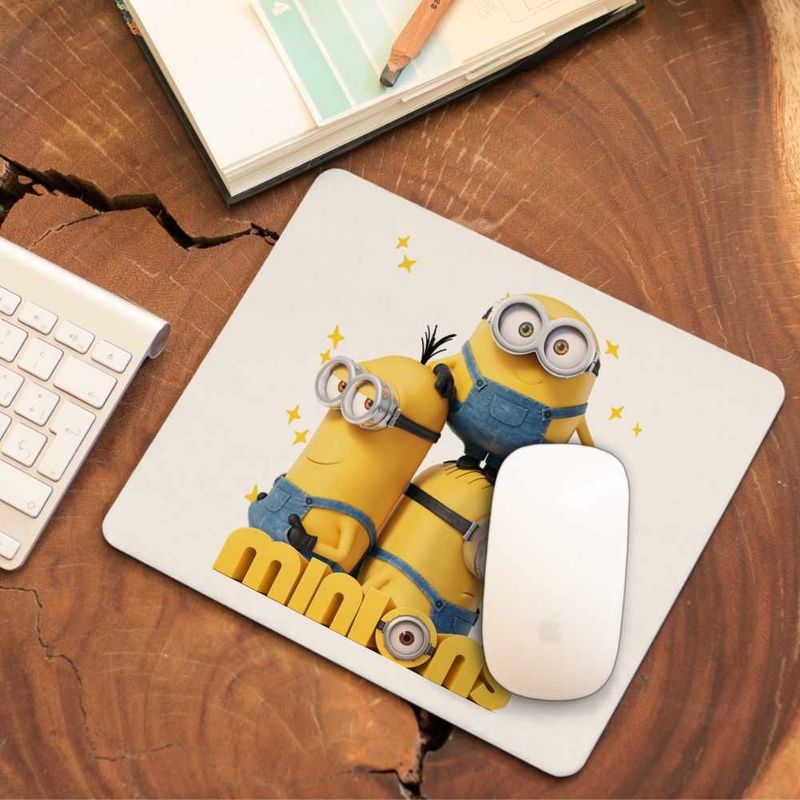 PC, gaming si accesorii - Periferice PC - Mousepad - Mousepad Minions Team Despicable Minioni, 21x19cm - Infinity.ro