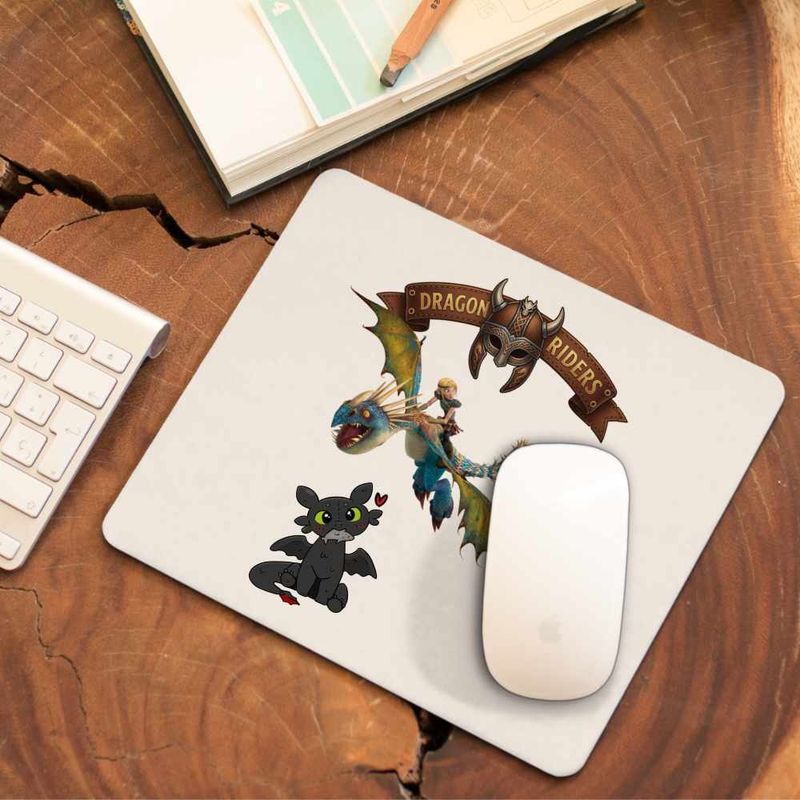 PC, gaming si accesorii - Periferice PC - Mousepad - Mousepad Dragon Astrid How to train your dragon, 21x19cm - Infinity.ro