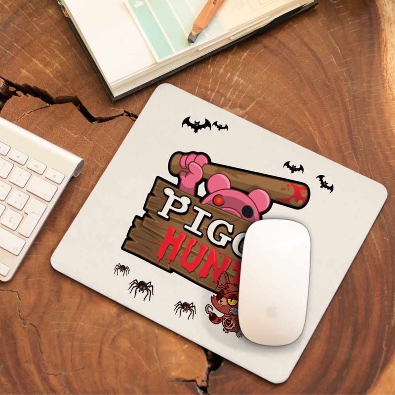 PC, gaming si accesorii - Periferice PC - Mousepad - Mousepad Piggy Hunt Roblox Pigy, 21x19cm - Infinity.ro