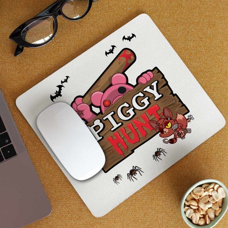 PC, gaming si accesorii - Periferice PC - Mousepad - Mousepad Piggy Hunt Roblox Pigy, 21x19cm - Infinity.ro
