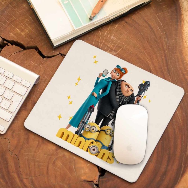 PC, gaming si accesorii - Periferice PC - Mousepad - Mousepad Despicable Minions Family Minioni, 21x19cm - Infinity.ro
