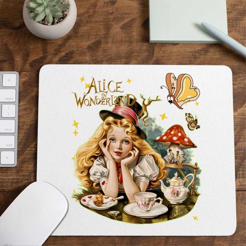 PC, gaming si accesorii - Periferice PC - Mousepad - Mousepad Alice Tara Minunilor Aventuri, 21x19cm - Infinity.ro