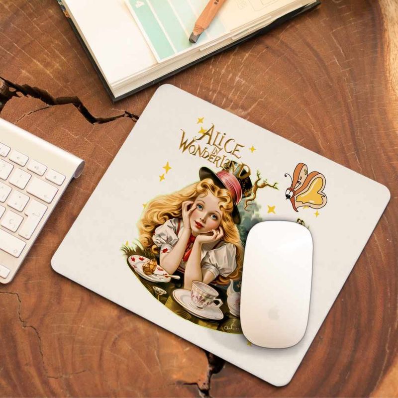 PC, gaming si accesorii - Periferice PC - Mousepad - Mousepad Alice Tara Minunilor Aventuri, 21x19cm - Infinity.ro