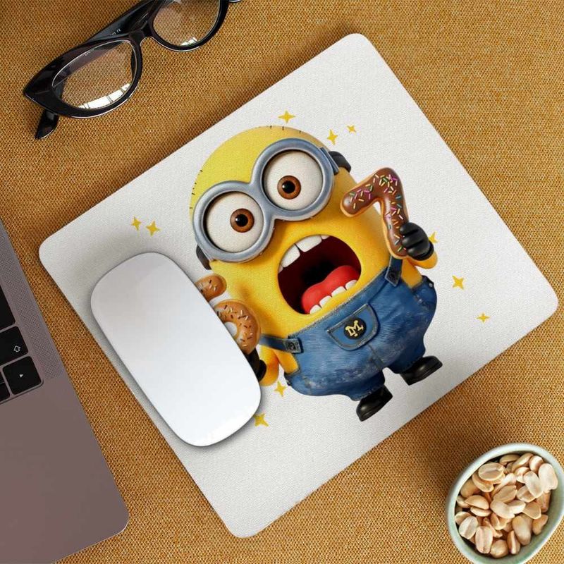 PC, gaming si accesorii - Periferice PC - Mousepad - Mousepad Minions Six Seven Gogosi 67 Despicable, 21x19cm - Infinity.ro