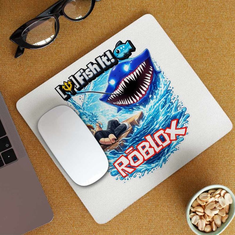 PC, gaming si accesorii - Periferice PC - Mousepad - Mousepad Roblox Fish it Pescar Huggy Wuggy, 21x19cm - Infinity.ro