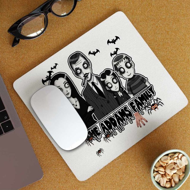 PC, gaming si accesorii - Periferice PC - Mousepad - Mousepad Familia Addams Mormantul Vesel Horror Halloween Morticia CoolTrend, 21x19cm - Infinity.ro