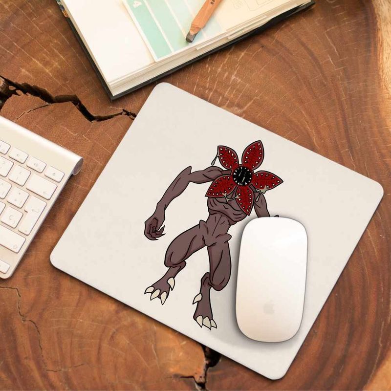PC, gaming si accesorii - Periferice PC - Mousepad - Mousepad Stranger Things Demogorgon Abyss Monstru CoolTrend, 21x19cm - Infinity.ro