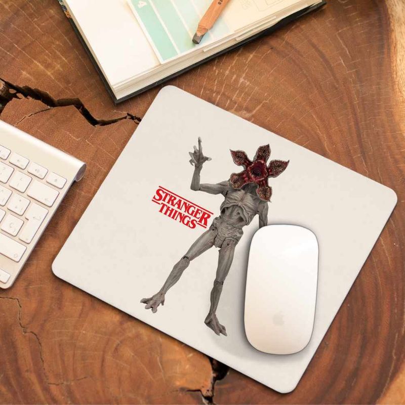 PC, gaming si accesorii - Periferice PC - Mousepad - Mousepad Stranger Things Demogorgon Demorgogon Monstru Abis CoolTrend, 21x19cm - Infinity.ro