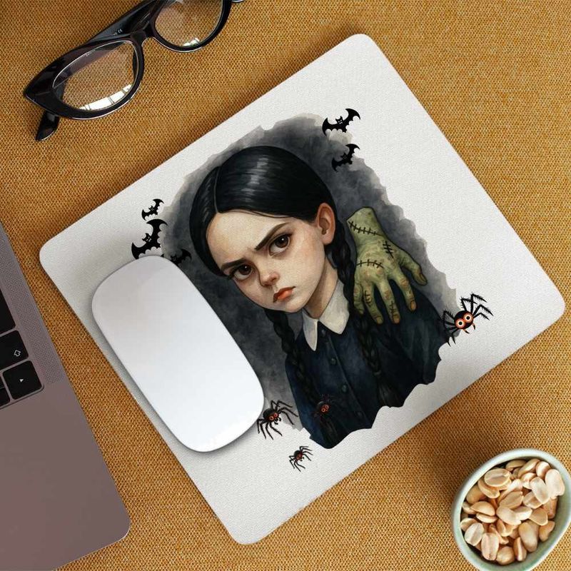 PC, gaming si accesorii - Periferice PC - Mousepad - Mousepad Familia Addams Wednesday Hand Halloween Mana Horror Petrecere CoolTrend, 21x19cm - Infinity.ro