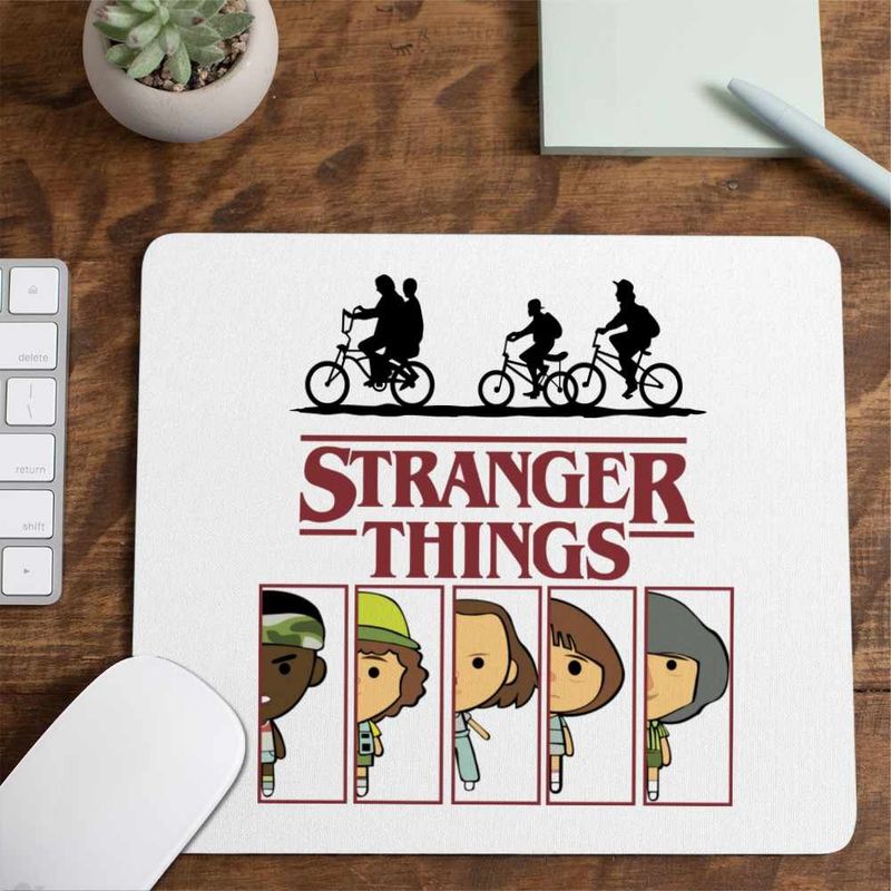 PC, gaming si accesorii - Periferice PC - Mousepad - Mousepad Stranger Things Team Survivor Film CoolTrend, 21x19cm - Infinity.ro