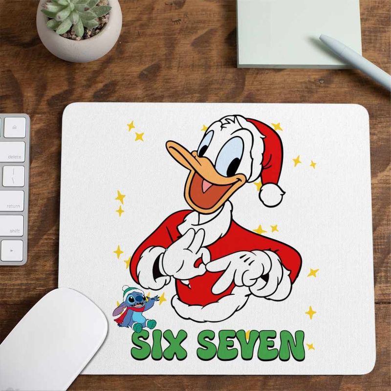 PC, gaming si accesorii - Periferice PC - Mousepad - Mousepad Six Seven Donald Duck Craciun Mickey Mouse CoolTrend, 21x19cm - Infinity.ro