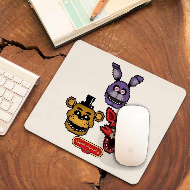 PC, gaming si accesorii - Periferice PC - Mousepad - Mousepad Fnaf Pixel Art Five Nights at Freddy Horror Halloween CoolTrend, 21x19cm - Infinity.ro
