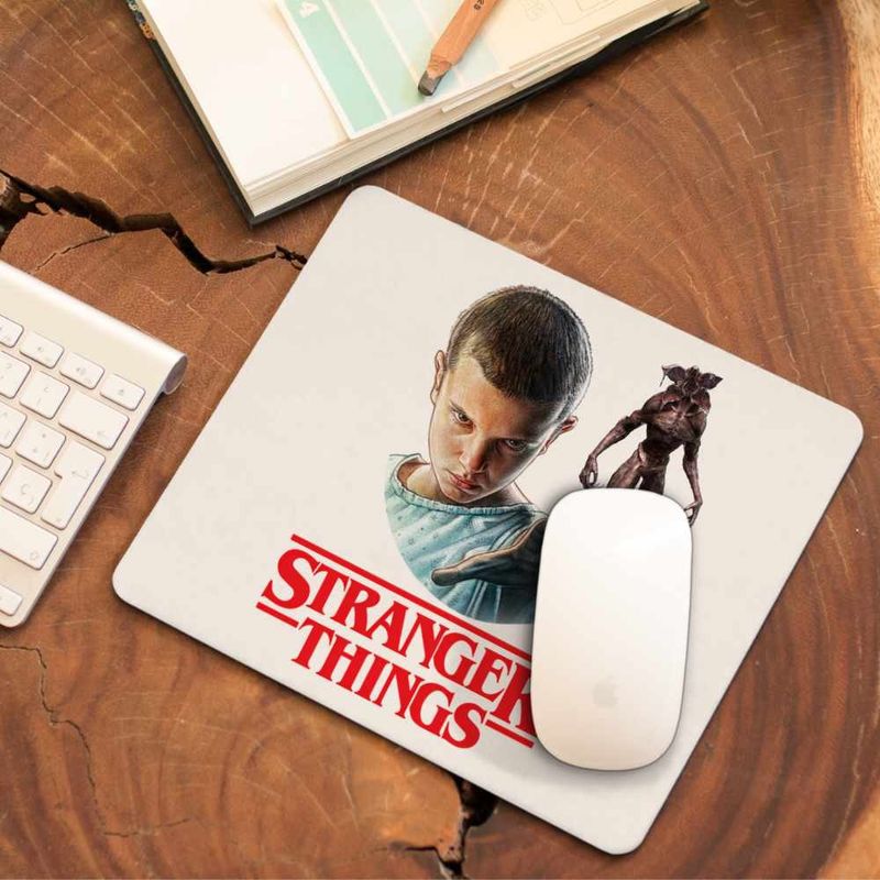 PC, gaming si accesorii - Periferice PC - Mousepad - Mousepad Stranger Things Eleven Jane Hopper CoolTrend, 21x19cm - Infinity.ro