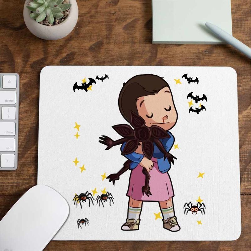PC, gaming si accesorii - Periferice PC - Mousepad - Mousepad Stranger Things Eleven Demogorgon Chibi CoolTrend, 21x19cm - Infinity.ro
