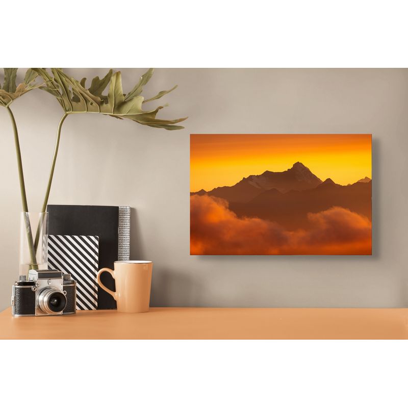 Casa si Gradina - Decoratiuni - Tablouri - Tablou Canvas, "Vârful ascuns în lumina amurgului", 39 x 26 cm - Infinity.ro