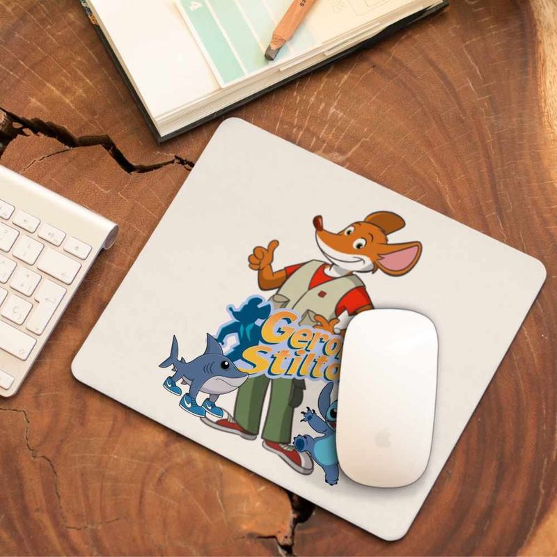 PC, gaming si accesorii - Periferice PC - Mousepad - Mousepad Geronimo Stilton Aventori Soricel Jurnalist CoolTrend, 21x19cm - Infinity.ro