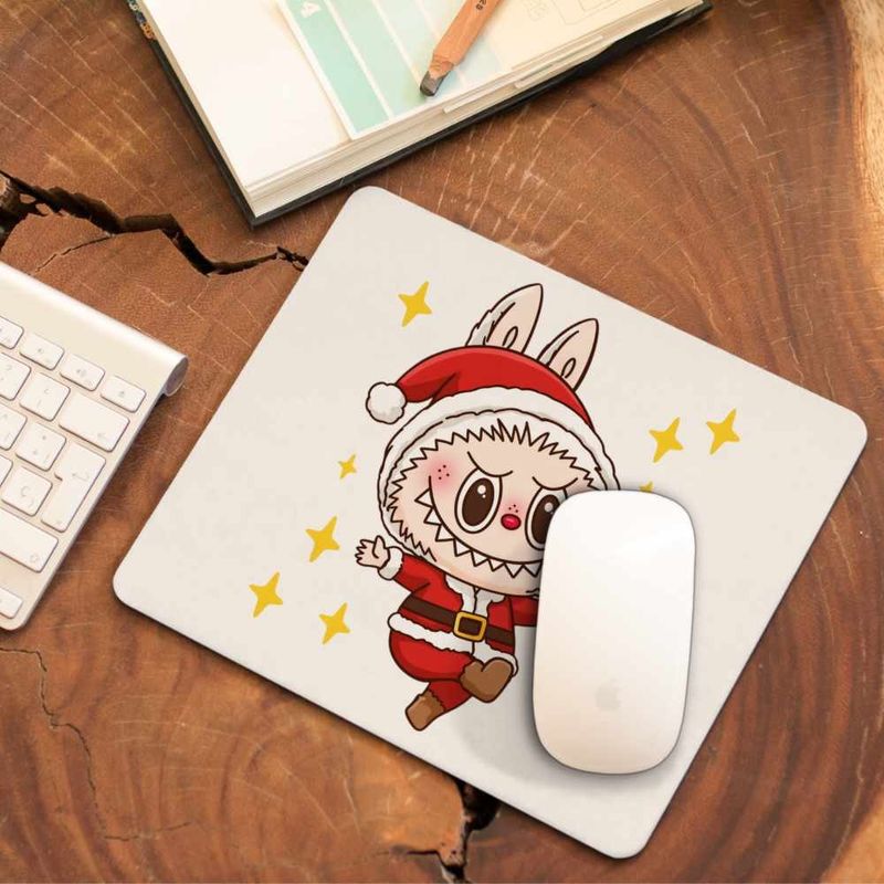 PC, gaming si accesorii - Periferice PC - Mousepad - Mousepad Labubu Mos Craciun CoolTrend, 21x19cm - Infinity.ro
