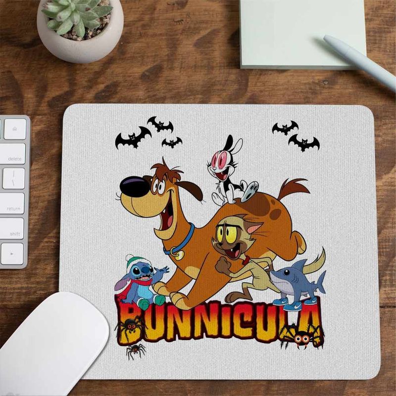 PC, gaming si accesorii - Periferice PC - Mousepad - Mousepad Bunnicula Draculas Vampirul Iepuras CoolTrend, 21x19cm,1 - Infinity.ro
