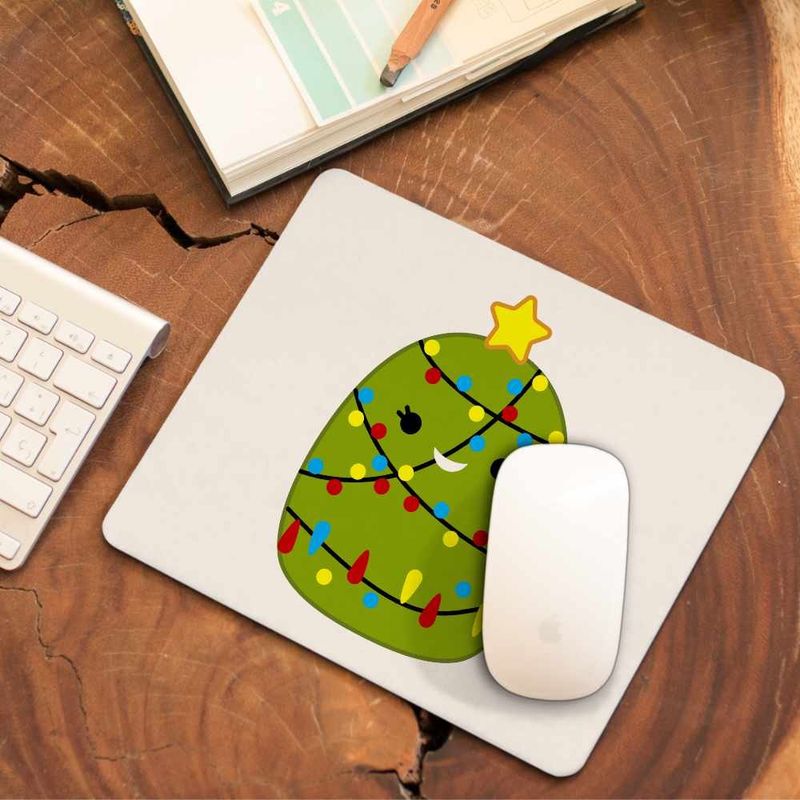 PC, gaming si accesorii - Periferice PC - Mousepad - Mousepad Squishmallows Brad Craciun Decembrie CoolTrend, 21x19cm - Infinity.ro