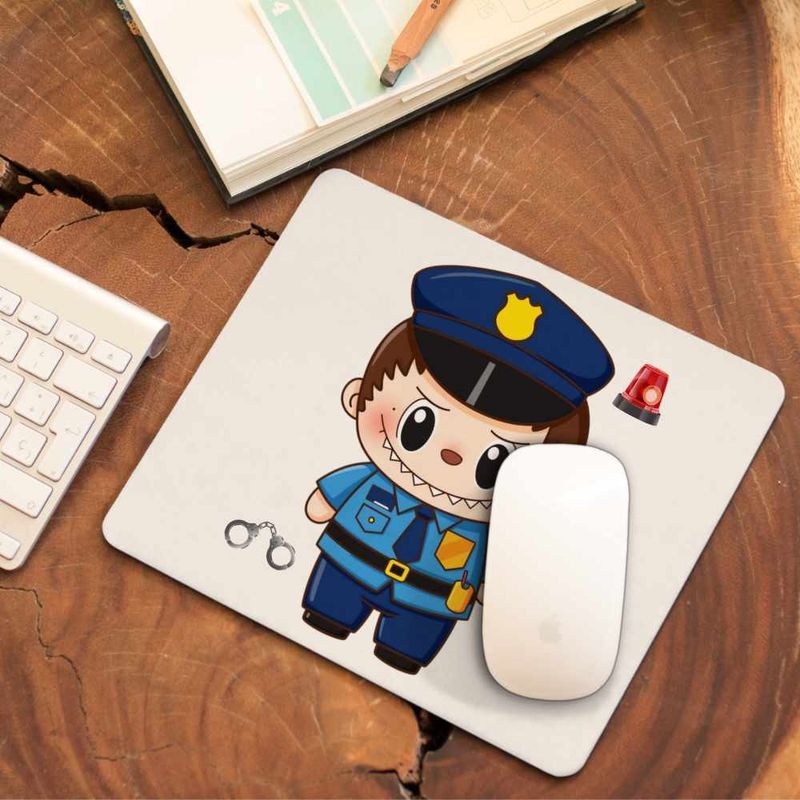 PC, gaming si accesorii - Periferice PC - Mousepad - Mousepad Labubu Politist CoolTrend, 21x19cm - Infinity.ro