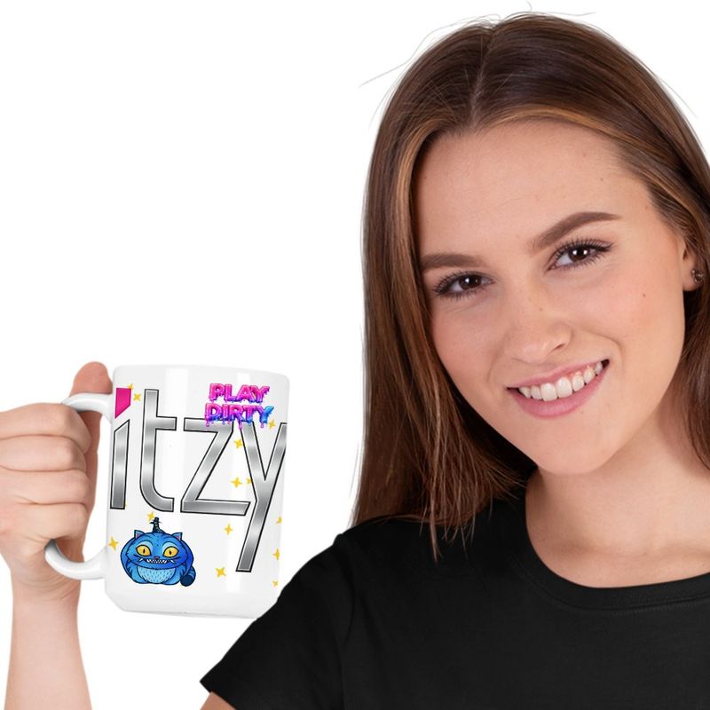 Casa si Gradina - Bucatarie si vesela - Cani si pahare - Cani si cesti - Cana Itzy Kpop Yeji Merch, alba, 330ml - Infinity.ro