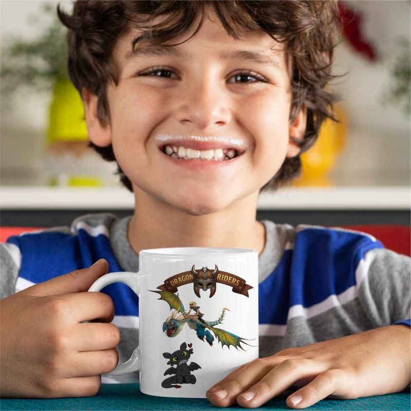 Casa si Gradina - Bucatarie si vesela - Cani si pahare - Cani si cesti - Cana Dragon Astrid How to train your dragon, alba, 330ml - Infinity.ro