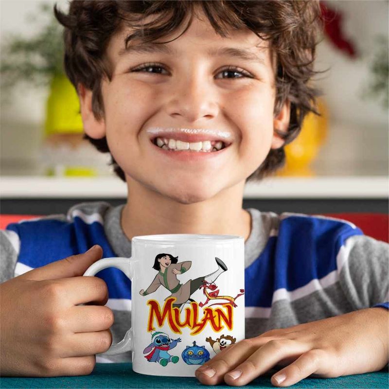 Casa si Gradina - Bucatarie si vesela - Cani si pahare - Cani si cesti - Cana Mulan Mushu Kung Fu, alba, 330ml - Infinity.ro