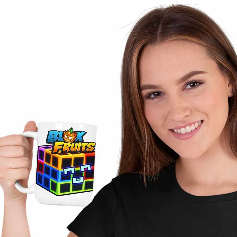 Casa si Gradina - Bucatarie si vesela - Cani si pahare - Cani si cesti - Cana Blox Fruits Creation Fruit Roblox Fructe, alba, 330ml - Infinity.ro