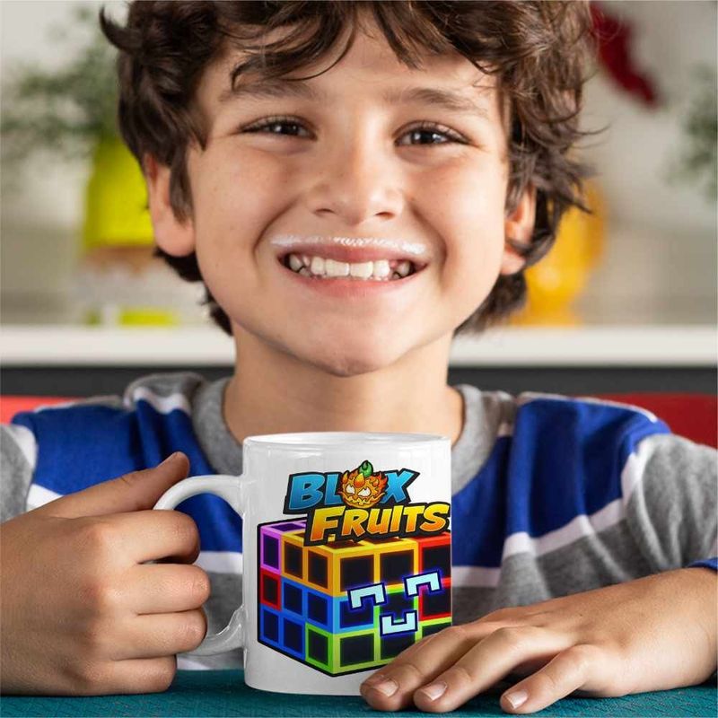 Casa si Gradina - Bucatarie si vesela - Cani si pahare - Cani si cesti - Cana Blox Fruits Creation Fruit Roblox Fructe, alba, 330ml - Infinity.ro