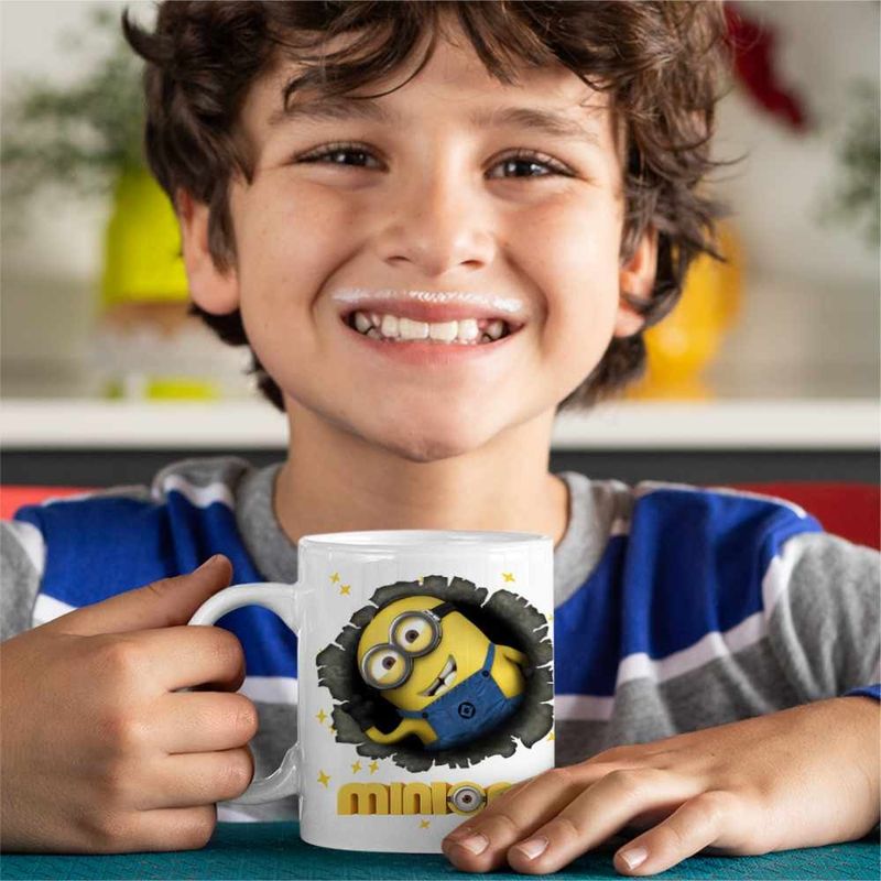 Casa si Gradina - Bucatarie si vesela - Cani si pahare - Cani si cesti - Cana Minions Pop-up Despicable, alba, 330ml - Infinity.ro