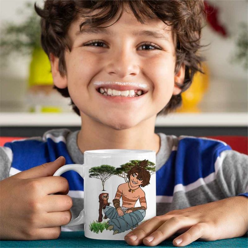 Casa si Gradina - Bucatarie si vesela - Cani si pahare - Cani si cesti - Cana The Croods Guy Familia Crood Epoca de Piatra CoolTrend, alba, 330ml - Infinity.ro
