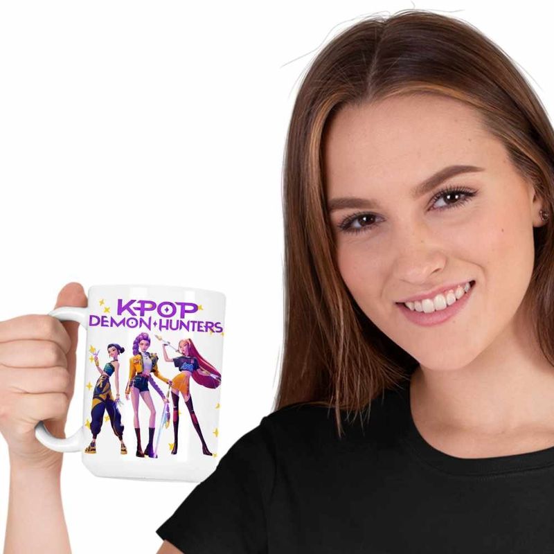 Casa si Gradina - Bucatarie si vesela - Cani si pahare - Cani si cesti - Cana Huntrix Dream Team Kpop CoolTrend, alba, 330ml - Infinity.ro