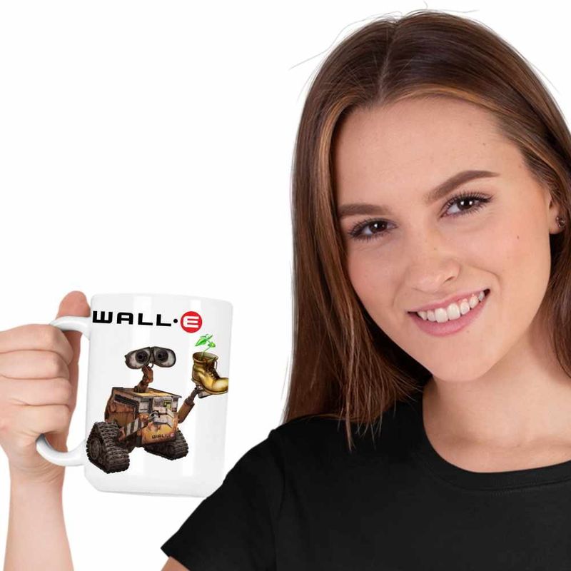 Casa si Gradina - Bucatarie si vesela - Cani si pahare - Cani si cesti - Cana Wall-E Planta Floare Cizma Bocanc Papuc Robot Viitor CoolTrend, alba, 330ml - Infinity.ro