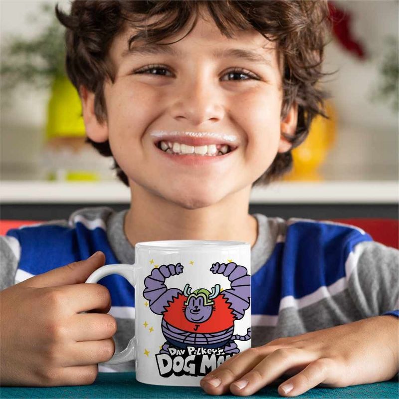 Casa si Gradina - Bucatarie si vesela - Cani si pahare - Cani si cesti - Cana Dog Man Big Jim Captain Underpants Chilot CoolTrend, alba, 330ml - Infinity.ro