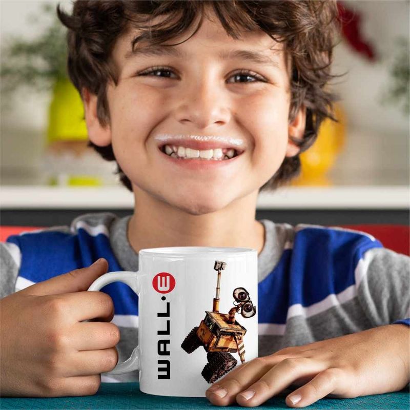Casa si Gradina - Bucatarie si vesela - Cani si pahare - Cani si cesti - Cana Wall-E Agatat Greiere Viitor SF Robotel Reciclare CoolTrend, alba, 330ml - Infinity.ro