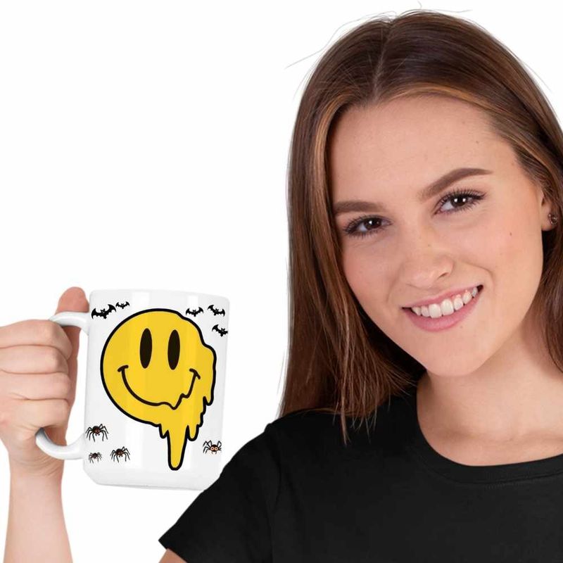 Casa si Gradina - Bucatarie si vesela - Cani si pahare - Cani si cesti - Cana Emoji Smile Topit CoolTrend, alba, 330ml - Infinity.ro