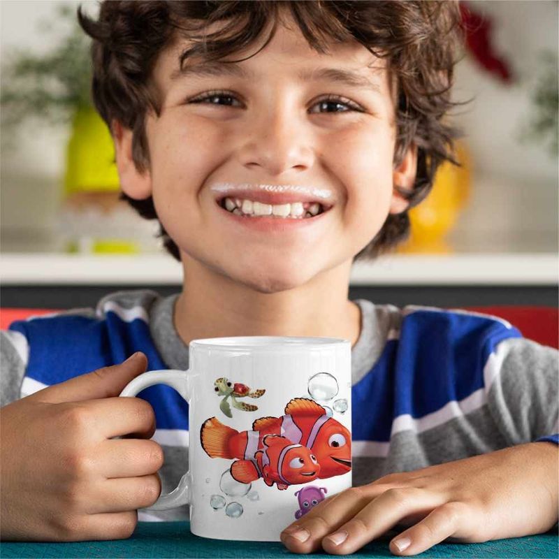 Casa si Gradina - Bucatarie si vesela - Cani si pahare - Cani si cesti - Cana Finding Nemo Ocean Marlin Peste Clovn CoolTrend, alba, 330ml - Infinity.ro