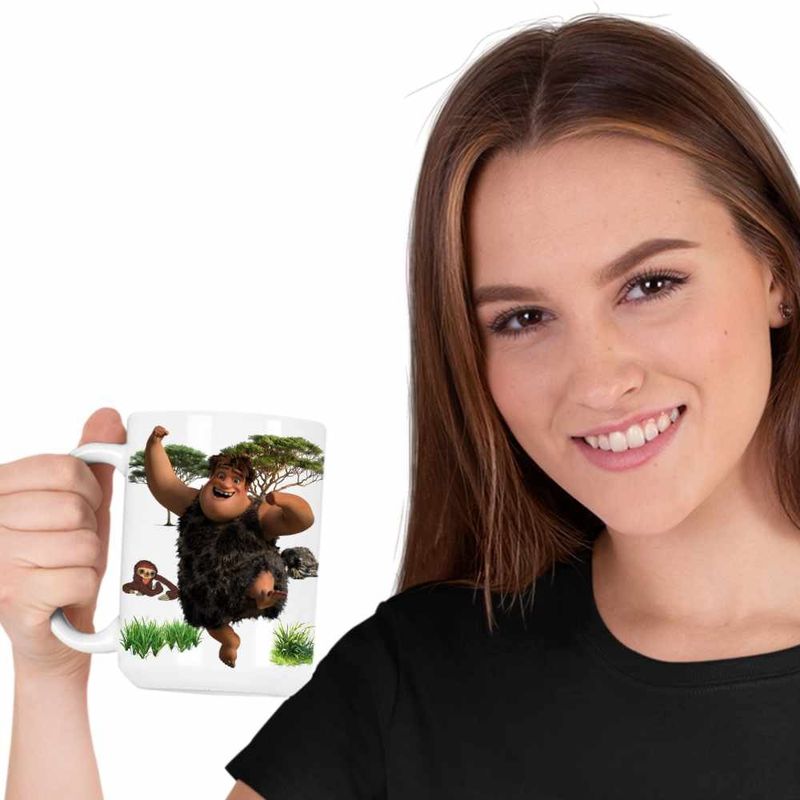 Casa si Gradina - Bucatarie si vesela - Cani si pahare - Cani si cesti - Cana The Croods Thunk Familia Crood Epoca de Piatra CoolTrend, alba, 330ml - Infinity.ro