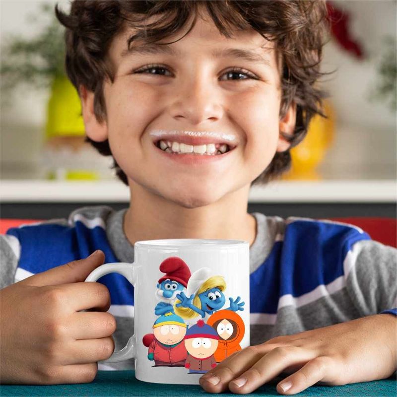 Casa si Gradina - Bucatarie si vesela - Cani si pahare - Cani si cesti - Cana South Park Strumfii Papa Strumf Strumfita, CoolTrend, alba, 330ml - Infinity.ro