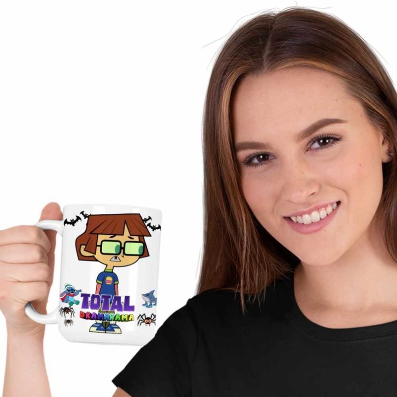 Casa si Gradina - Bucatarie si vesela - Cani si pahare - Cani si cesti - Cana Gradinita Dramei Totale Harold Dramarama CoolTrend, alba, 330ml - Infinity.ro