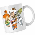 Casa si Gradina - Bucatarie si vesela - Cani si pahare - Cani si cesti - Cana Familia Flintstone Pebbles Bamm Bamm Super Pisicute Bugs Bunny Bebelusi, CoolTrend, alba, 330ml - Infinity.ro