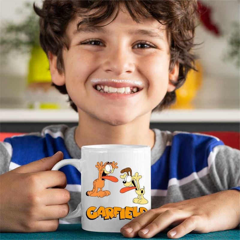 Casa si Gradina - Bucatarie si vesela - Cani si pahare - Cani si cesti - Cana Garfield Odie Limba Pisica Catel Desene, CoolTrend, alba, 330ml - Infinity.ro