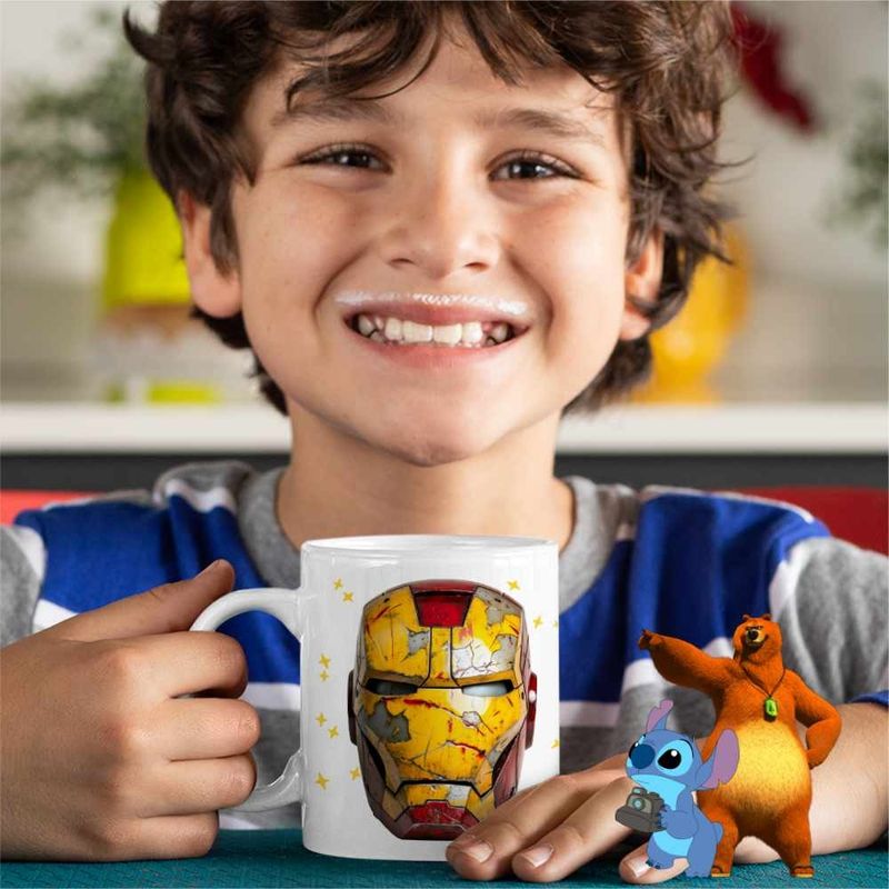 Casa si Gradina - Bucatarie si vesela - Cani si pahare - Cani si cesti - Cana Iron Man Casca CoolTrend, alba, 330ml - Infinity.ro