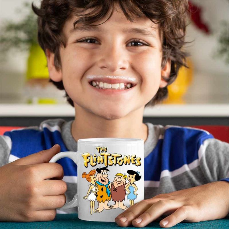 Casa si Gradina - Bucatarie si vesela - Cani si pahare - Cani si cesti - Cana Familia Flinstone Friends Barney Betty Fred Wilma, CoolTrend, alba, 330ml - Infinity.ro